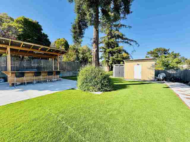 Image 12 of 16 For 534 Rincon Rd