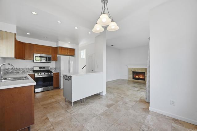 Image 11 of 26 For 2775 Southampton Road