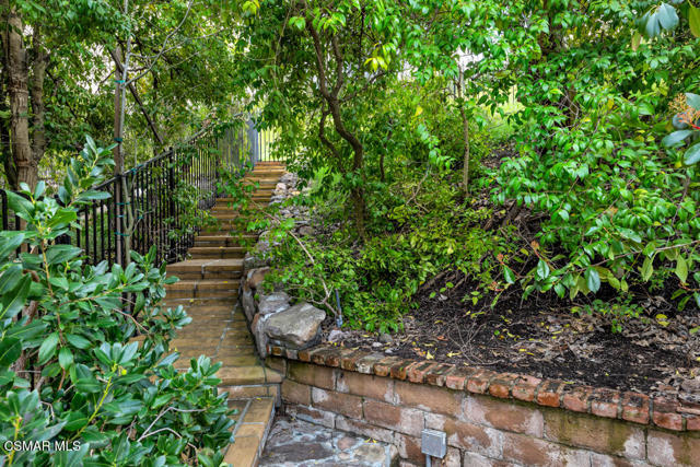 2008 Goldenrod Court, Westlake Village CA: https://media.crmls.org/mediaz/6fc458ce-d1c6-4f08-85a0-8858263a6b45.jpg