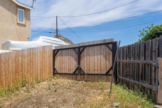147 Mildred Way, El Cajon CA: https://media.crmls.org/mediaz/6fc47fab-87a0-4b4a-b12e-01c28b6bbaf0.jpg