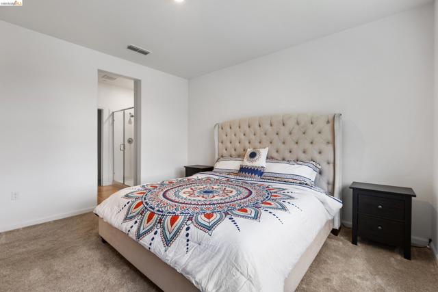 Image 29 of 58 For 16306 Ridgehaven Dr  Unit 104