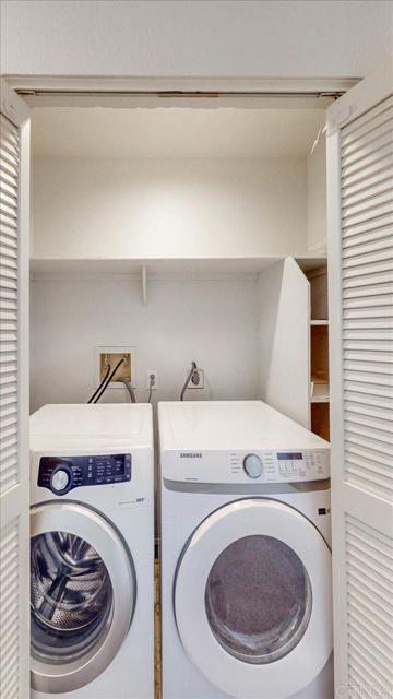 11525 Fury Ln, El Cajon CA: https://media.crmls.org/mediaz/6fc66d9e-0724-4194-b512-a1bcad931680.jpg