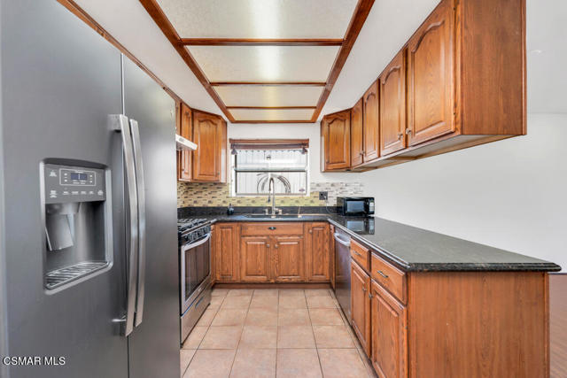 125 Pepper Road, Newbury Park CA: https://media.crmls.org/mediaz/6fc8786c-eef2-45a9-8888-651fdde8fe58.jpg
