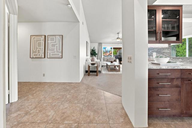 752 Vista Lago Drive N, Palm Desert, CA 92211