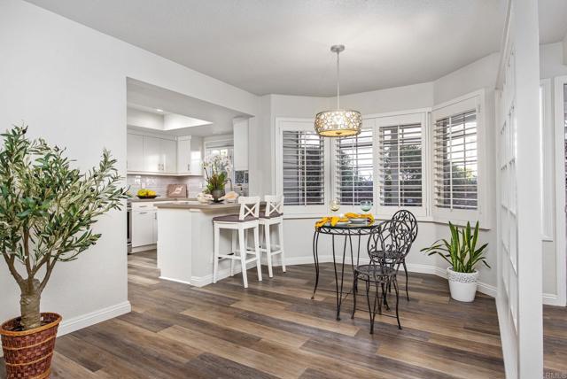 Detail Gallery Image 8 of 41 For 2168 S Coast Highway, Oceanside,  CA 92054 - 2 Beds | 2 Baths