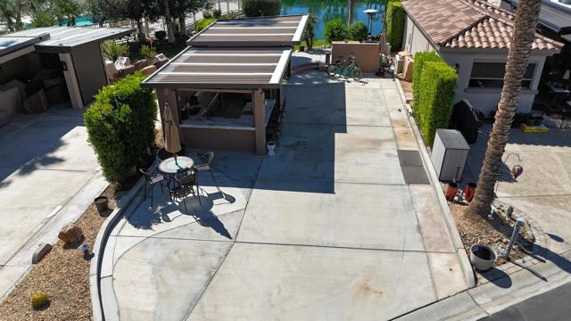 80394 Avenue 48, Indio CA: https://media.crmls.org/mediaz/6fca5dc6-5d8f-4017-af93-578893715da3.jpg