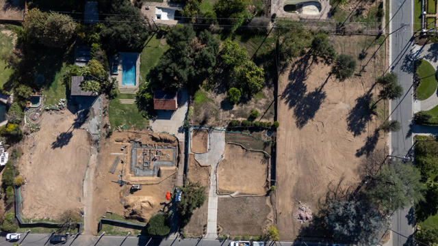 1660 Homewood Drive, Altadena CA: https://media.crmls.org/mediaz/6fca9a4f-2473-4f7f-903e-209a12ddfe5a.jpg