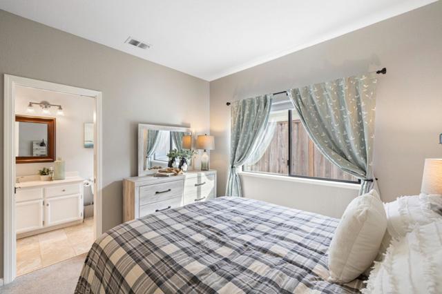 229 Marvilla Circle, Pacifica CA: https://media.crmls.org/mediaz/6fcab361-0073-4243-b1f9-f84d1519641a.jpg