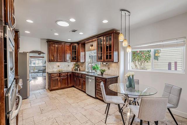 284 Garcia Avenue, San Leandro CA: https://media.crmls.org/mediaz/6fcb0952-7e41-46e0-aa99-ed0f92bc3a38.jpg