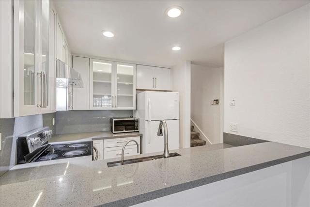 482 Coyote Creek Circle, San Jose CA: https://media.crmls.org/mediaz/6fcbaf5a-edef-400d-8cd9-049dfa04260d.jpg