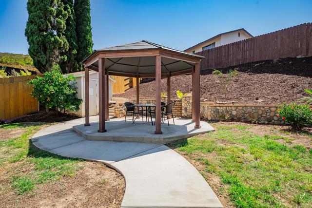 Detail Gallery Image 26 of 37 For 15020 Penasquitos Dr, Rancho Penasquitos,  CA 92129 - 3 Beds | 2/1 Baths