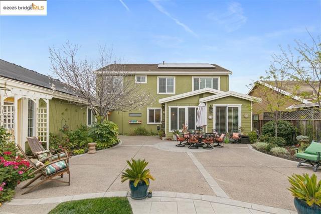 1164 Lexington Way, Livermore CA: https://media.crmls.org/mediaz/6fccc018-b671-47a3-b05a-3836c7488350.jpg