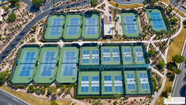 78797 Falsetto Drive, Palm Desert CA: https://media.crmls.org/mediaz/6fcd628a-2f92-4a0d-8512-267c8e27756c.jpg