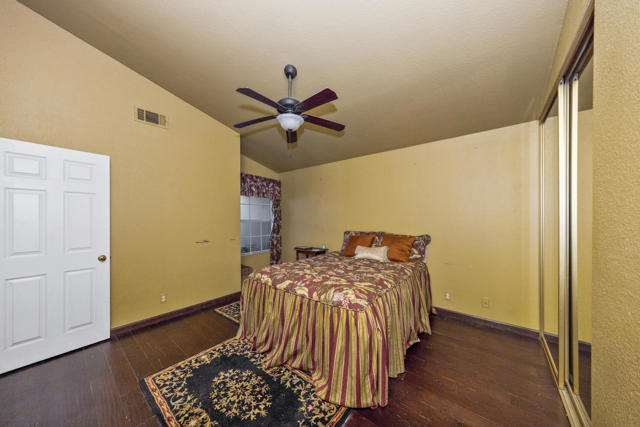 43755 Via Palma, Palm Desert CA: https://media.crmls.org/mediaz/6fce8c63-c14a-4095-8a8c-6cb62c40f33b.jpg
