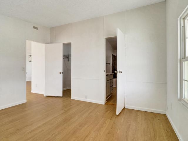 28-2204 Ocean Side Avenue-28