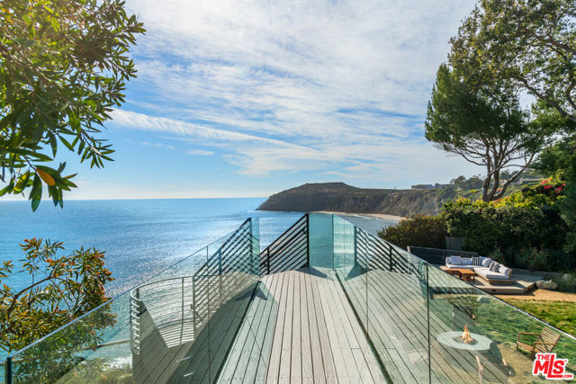 Photo of 28936 Cliffside Drive, Malibu, CA 90265