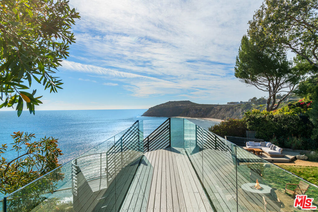 28936 Cliffside Drive, Malibu, CA 90265