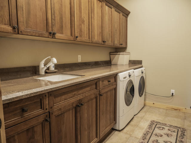 61072 Devils Ladder Road, Mountain Center CA: https://media.crmls.org/mediaz/6fd030cb-827c-4709-9530-d1959d778f74.jpg