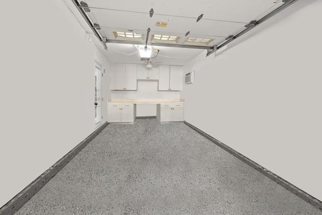 800 3rd St, Coronado CA: https://media.crmls.org/mediaz/6fd07f78-a43e-46a3-8f16-b17bef6a7217.jpg