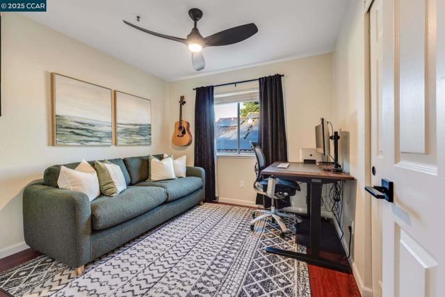 1021 Montclair Court, Livermore CA: https://media.crmls.org/mediaz/6fd11753-8c0d-434f-8b85-b6f88dc23014.jpg