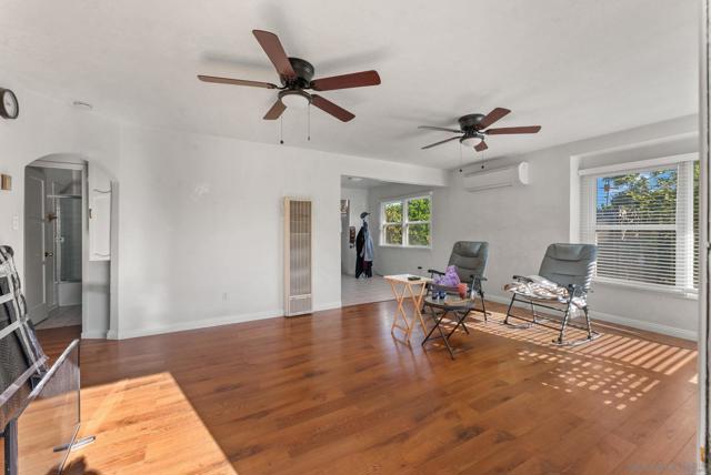 Image 27 of 33 For 2074 El Dora St