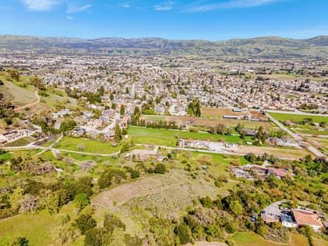 15311 Sycamore Drive, Morgan Hill CA: https://media.crmls.org/mediaz/6fd2d97e-9671-4a68-b959-8a56229cbf83.jpg