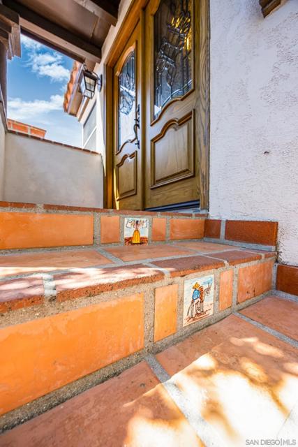 2541 Haller St, San Diego CA: https://media.crmls.org/mediaz/6fd307c2-fba8-4ca9-b8bc-6b9dd063ab2b.jpg