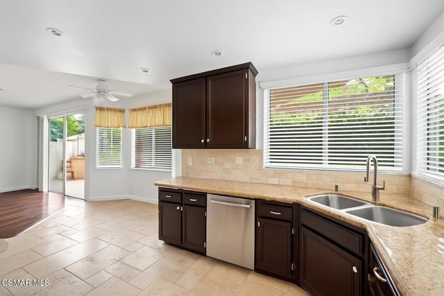 751 Trousdale Street, Oak Park CA: https://media.crmls.org/mediaz/6fd436da-dc65-4218-8064-bcdf164f6e0c.jpg