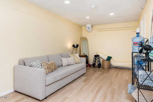 304 Mesa Lila Road, Glendale CA: https://media.crmls.org/mediaz/6fd4c8dd-1d79-41ae-aa77-9d4017df48dd.jpg