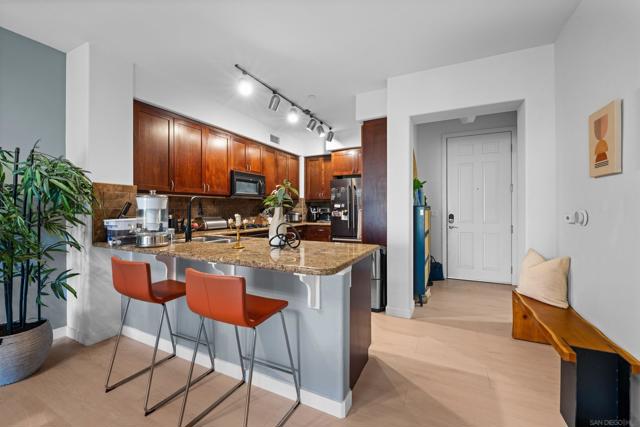 8211 Station Village Lane, San Diego CA: https://media.crmls.org/mediaz/6fd541d5-2690-4843-a083-ebbe3844594b.jpg