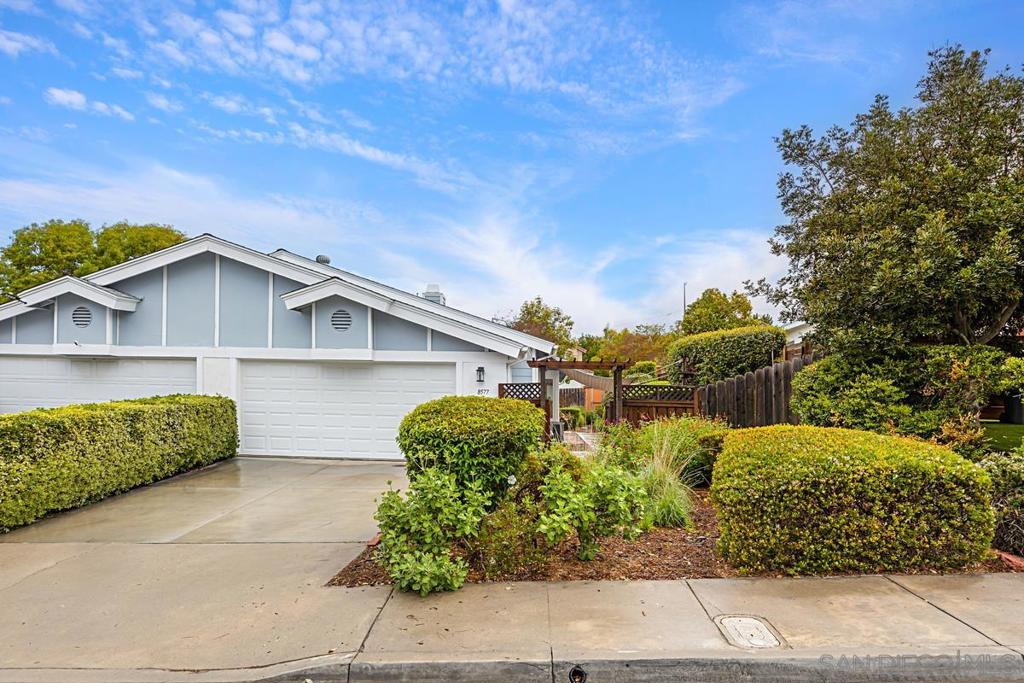 8577 Dortha Ct