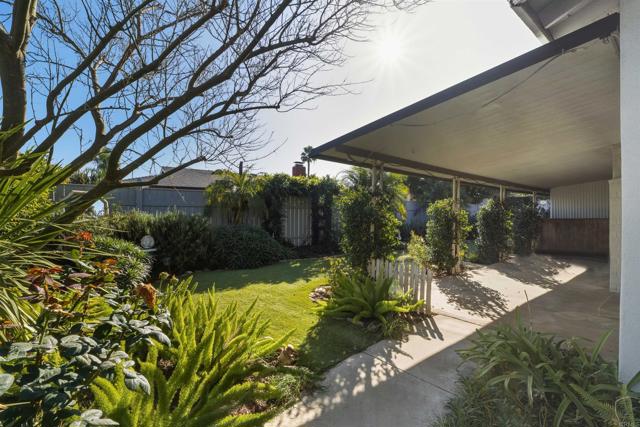 Detail Gallery Image 49 of 58 For 1637 Oak Hill, Escondido,  CA 92027 - 3 Beds | 2 Baths