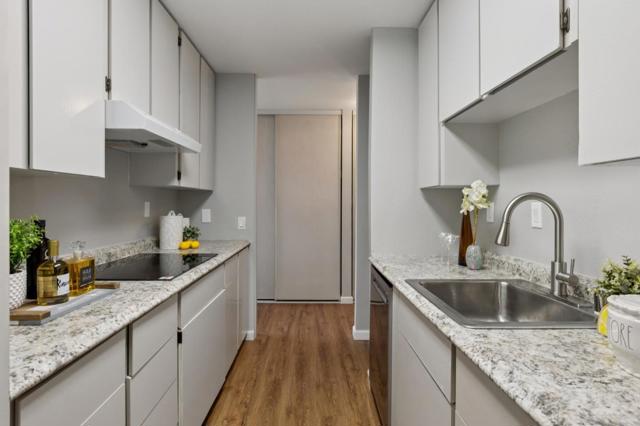 340 Vallejo Drive, Millbrae CA: https://media.crmls.org/mediaz/6fd63230-461c-4755-886e-be3ed8c1d07f.jpg