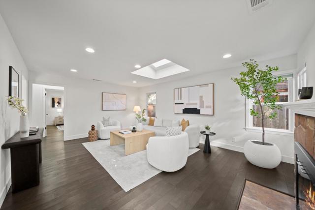 108 Durham Street, Menlo Park CA: https://media.crmls.org/mediaz/6fd6341f-b5cf-4479-8f03-46f9828a3b16.jpg