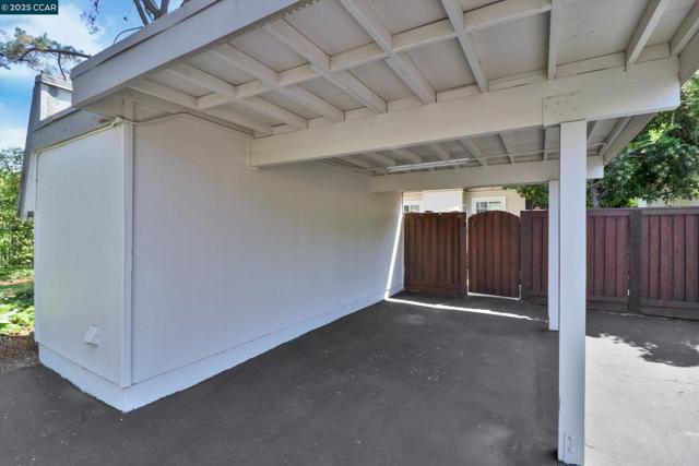 1598 Schenone Ct, Concord CA: https://media.crmls.org/mediaz/6fd6b0d9-9037-45dd-9e37-d9d5dcfca406.jpg