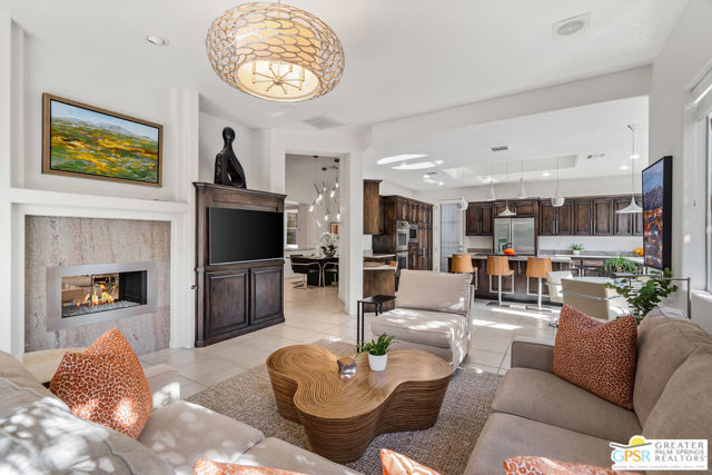 36750 Nancy Lane, Rancho Mirage CA: https://media.crmls.org/mediaz/6fd829d1-77d0-47a8-94bd-1e92921a42df.jpg