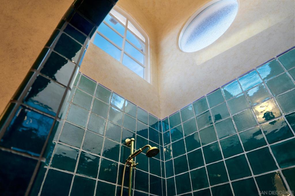 MLS #250039105SD image #38