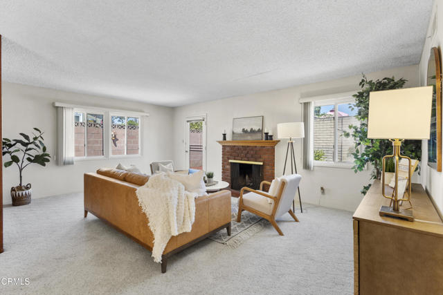 Detail Gallery Image 3 of 16 For 310 Harte Ave, Ventura,  CA 93003 - 3 Beds | 2 Baths