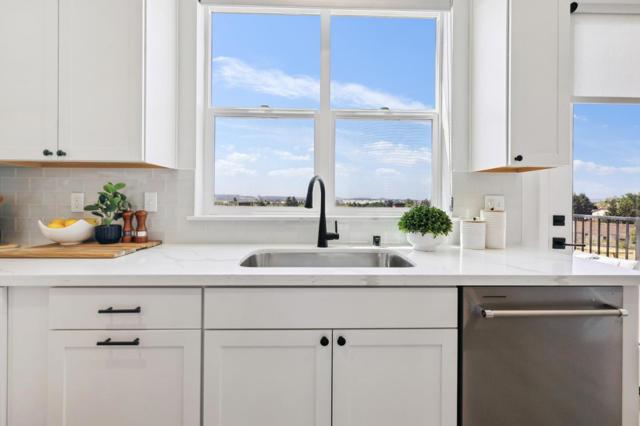 138 Skyline Vista Way, Watsonville CA: https://media.crmls.org/mediaz/6fd94a03-a511-4d81-98a6-2dd2c053bcf1.jpg