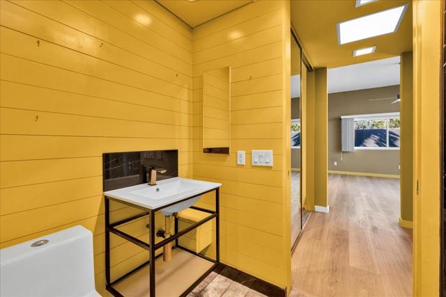 130 W Racquet Club Road #511, Palm Springs, CA 92262