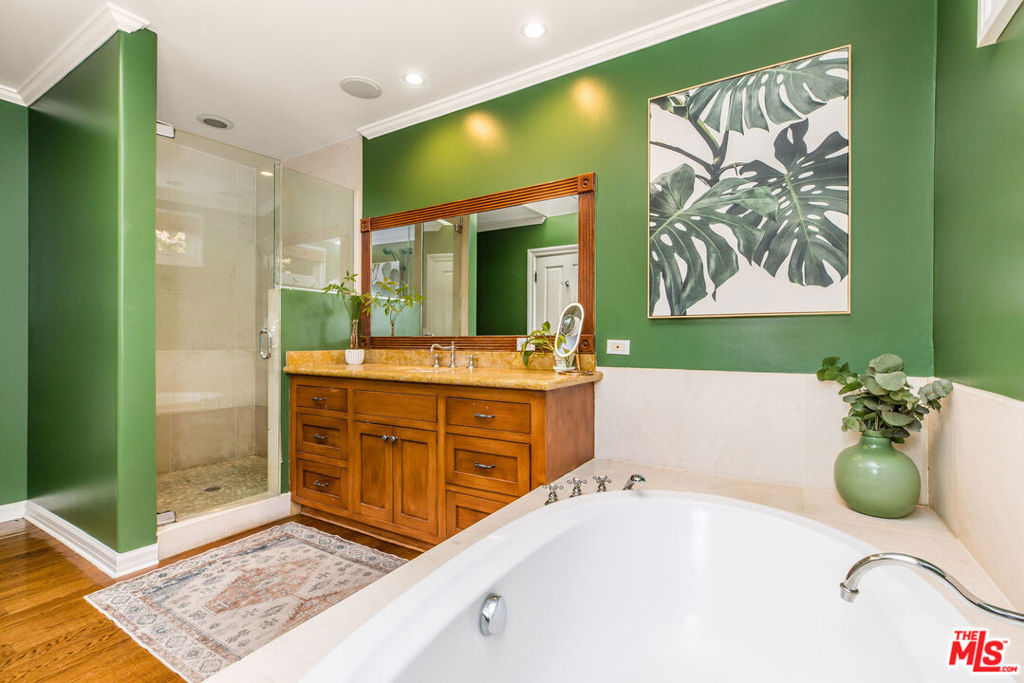 MLS #25620365 image #14