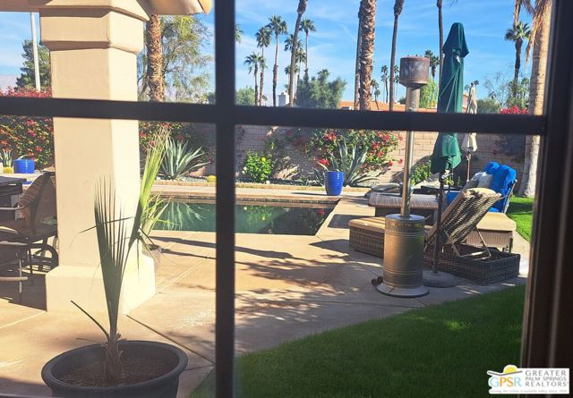 38610 Desert Mirage Drive, Palm Desert CA: https://media.crmls.org/mediaz/6fdbd81a-5396-4c00-8469-6ecca4d741eb.jpg