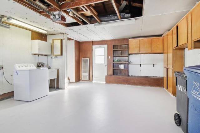 28250 Pacific Street, Hayward CA: https://media.crmls.org/mediaz/6fdd43ec-2125-4b63-a0e0-de54a6fe89c4.jpg
