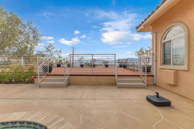 12622 Miracle Hill Road, Desert Hot Springs CA: https://media.crmls.org/mediaz/6fdee0eb-1552-4209-bde7-04615acad49a.jpg