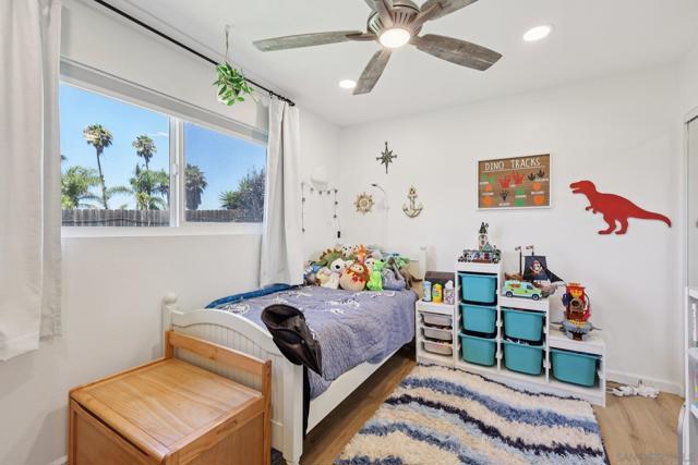 619 Parker St, Oceanside CA: https://media.crmls.org/mediaz/6fdef333-32c7-4824-892f-23c35f3cc36a.jpg