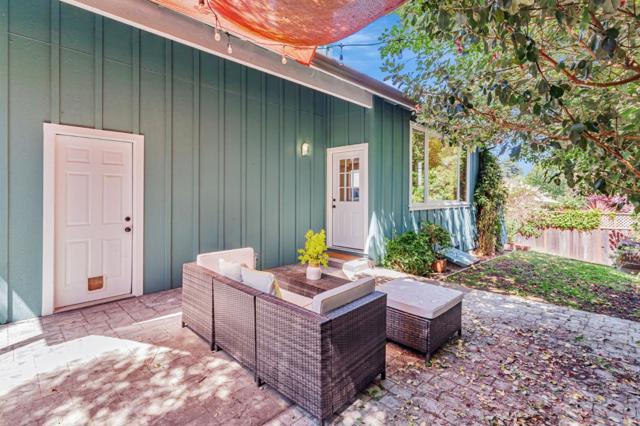 2604 La Paloma Lane, Santa Cruz CA: https://media.crmls.org/mediaz/6fdfcde1-e174-4dfd-b7dd-adc1d58da964.jpg