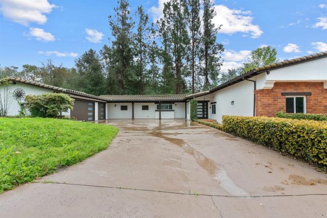 32404 Womsi Road, Pauma Valley CA: https://media.crmls.org/mediaz/6fe0fc96-ddcb-43fb-bbaa-538251313f85.jpg