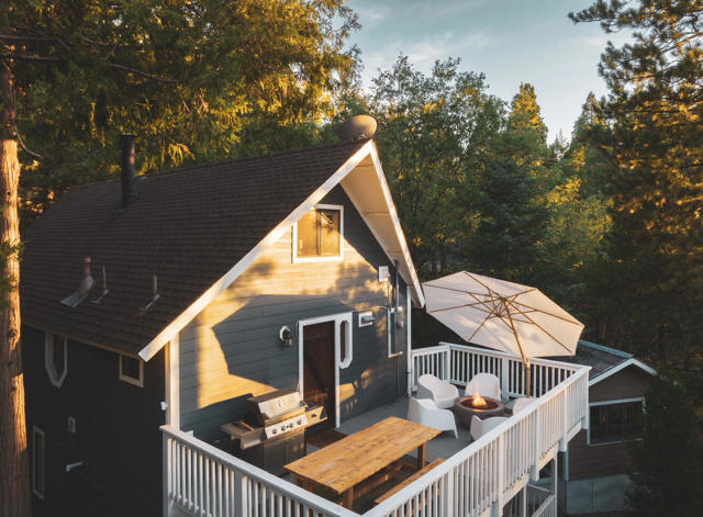 53840 Marian View Drive, Idyllwild CA: https://media.crmls.org/mediaz/6fe25e0f-bcb6-4bef-af5e-9409242d54af.jpg