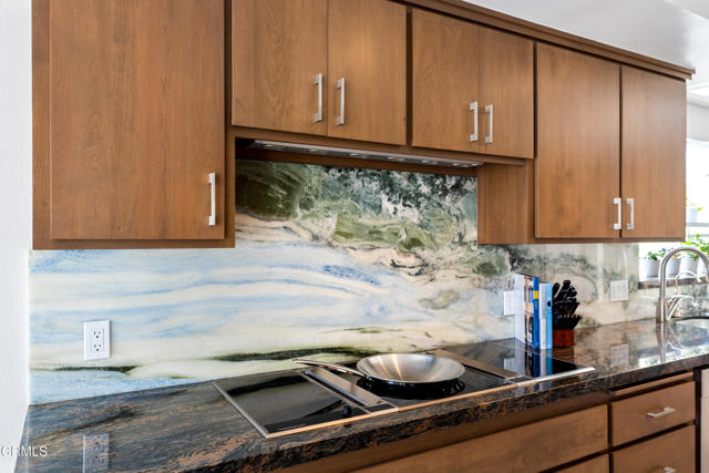 Detail Gallery Image 27 of 59 For 3810 W Hemlock St, Oxnard,  CA 93035 - 4 Beds | 4 Baths