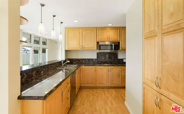 Drew Fenton | 902 EL MEDIO Avenue Pacific Palisades CA | MLS: 7315125